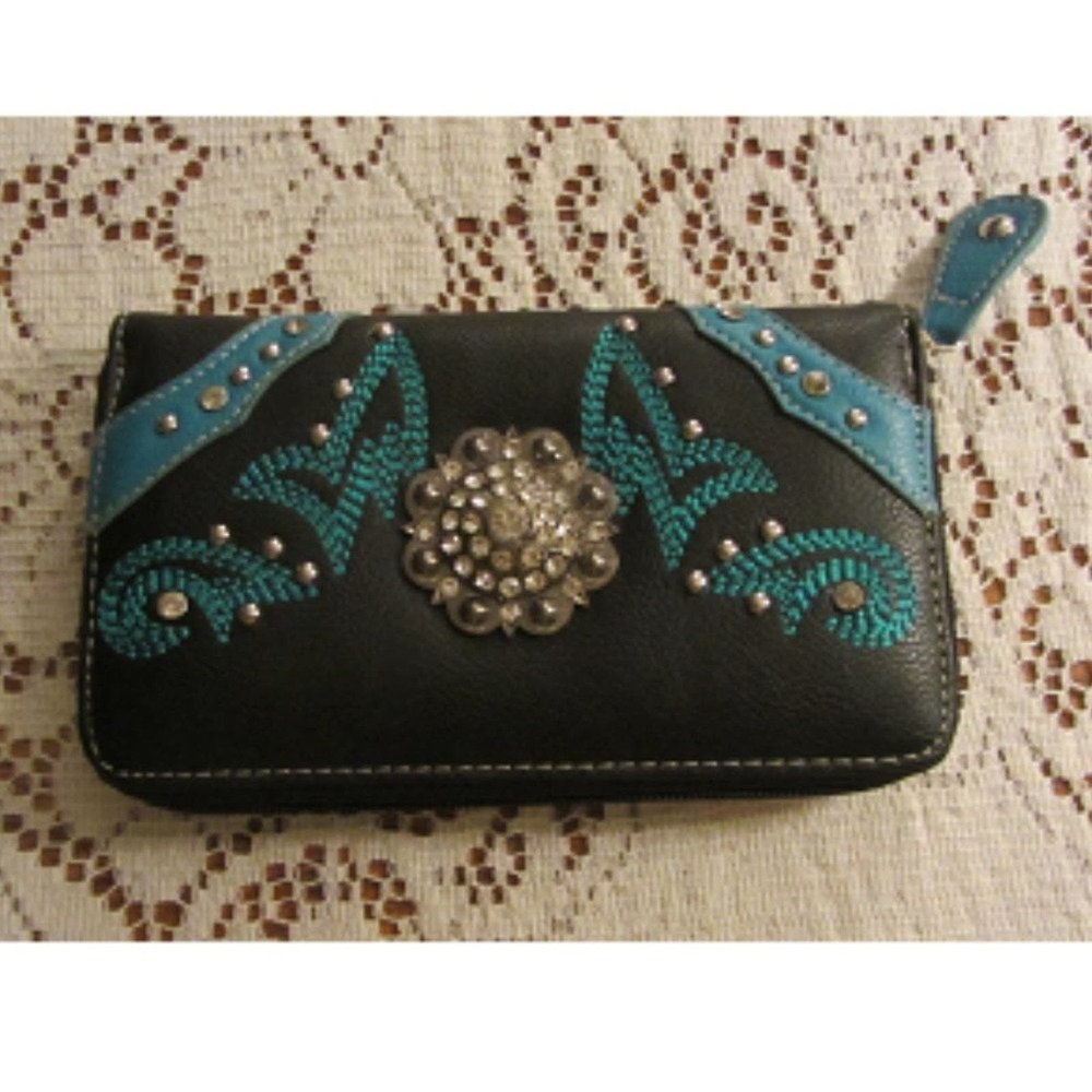 Western Turquoise Embroidered Rhinestone Concho Vegan Leather Wallet